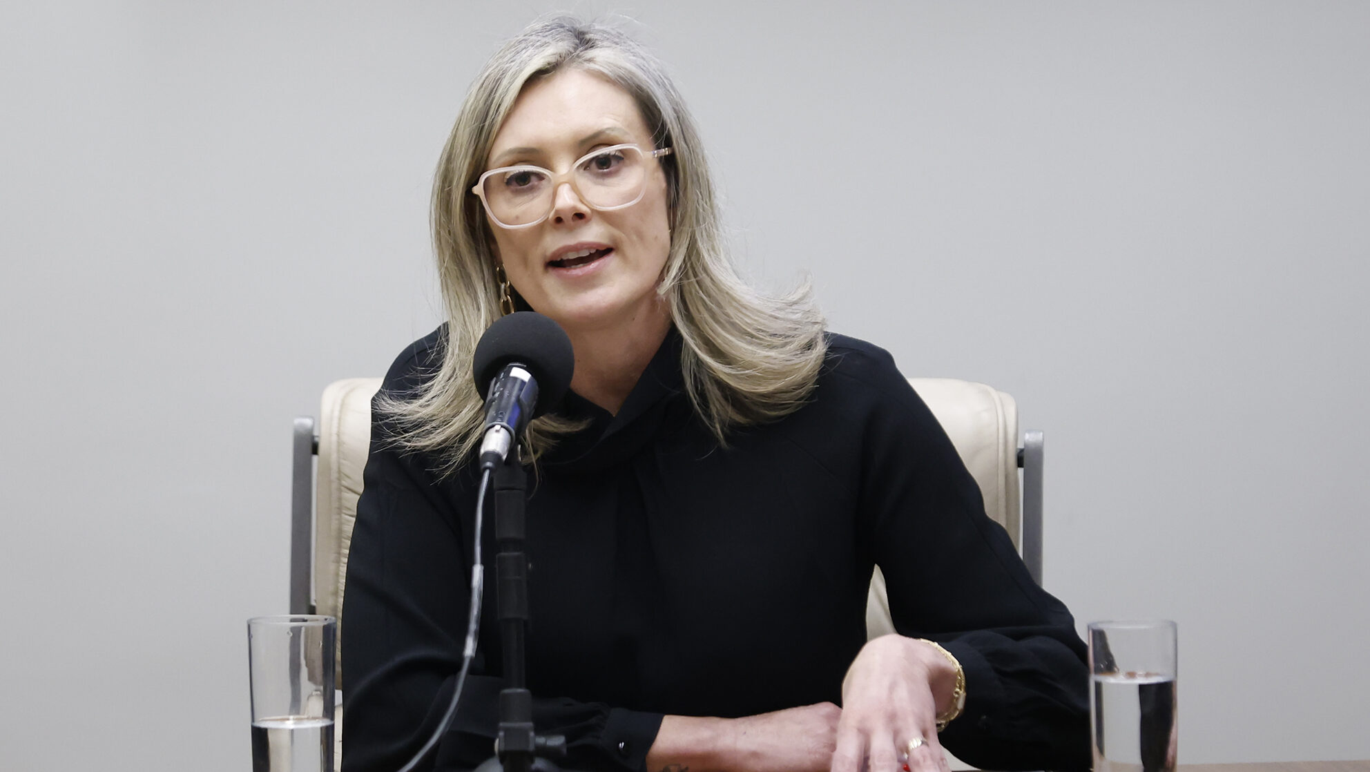 Defensora denuncia fraudes contra indígenas e quilombolas em audiência na Câmara
