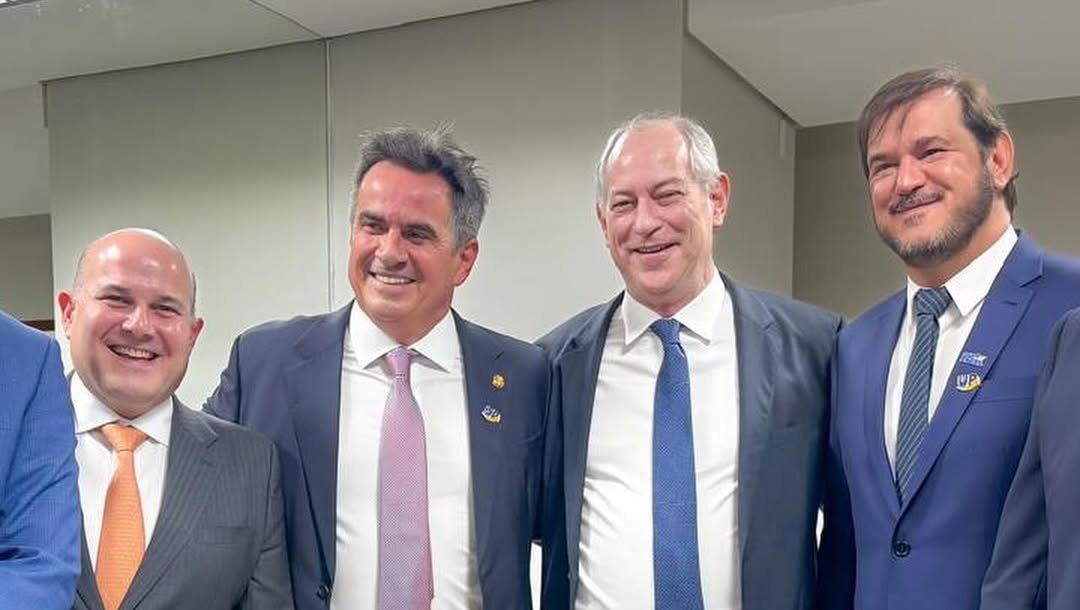 Ciro defende união política para tirar Brasil do “desastre” em lançamento da União Progressista