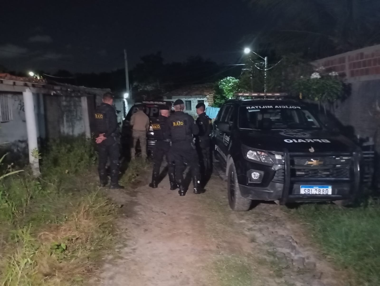 Polícia evita chacina e apreende armas e granada em Caucaia