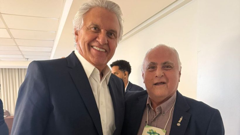 Roberto Pessoa prestigia palestra do governador de Goiás, Ronaldo Caiado, em Fortaleza