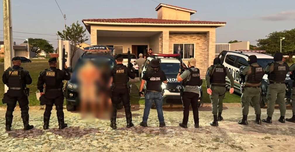 Chefe de facção criminosa é preso em Caucaia com armas e drogas