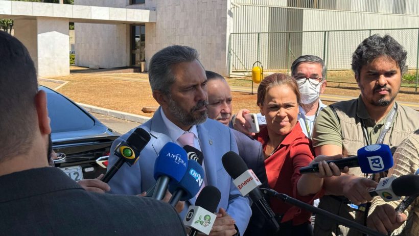 Elmano afirma que pacote federal contra tarifas dos EUA vai contemplar exportadores do Ceará