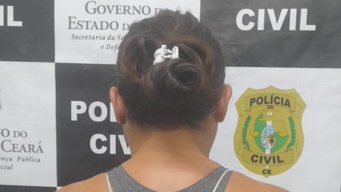 Mulher é presa suspeita de contrabando de cigarros em Cascavel