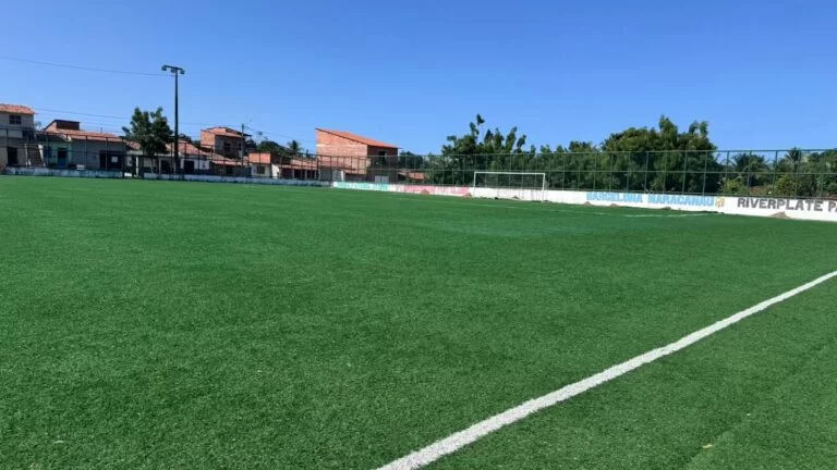 Com investimentos de R$ 4,6 milhões, Prefeitura entrega Maracanãzinhos no Siqueira e Pajuçara