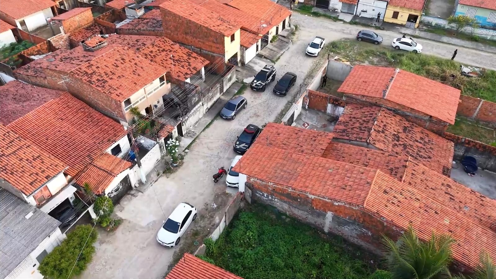 Polícia Civil realiza operação e cumpre 38 mandados contra integrantes do CV