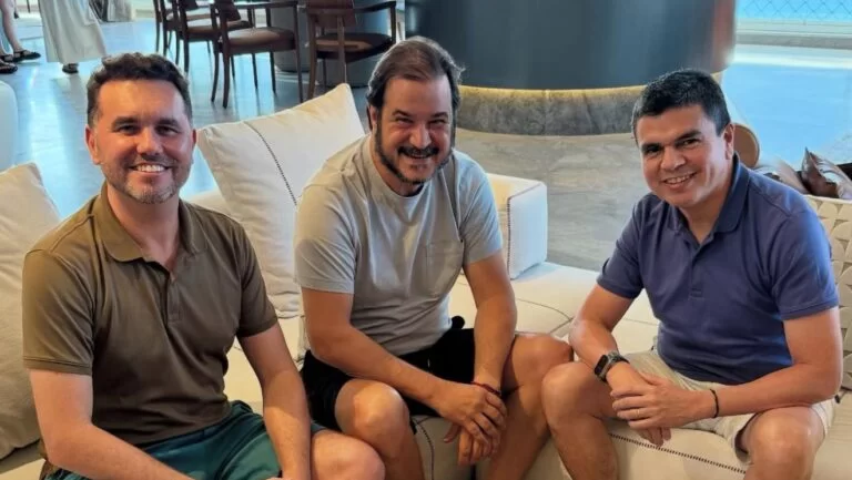 Chagas Vieira e Antônio Rueda se reúnem para discutir apoio do UPb à reeleição de Elmano