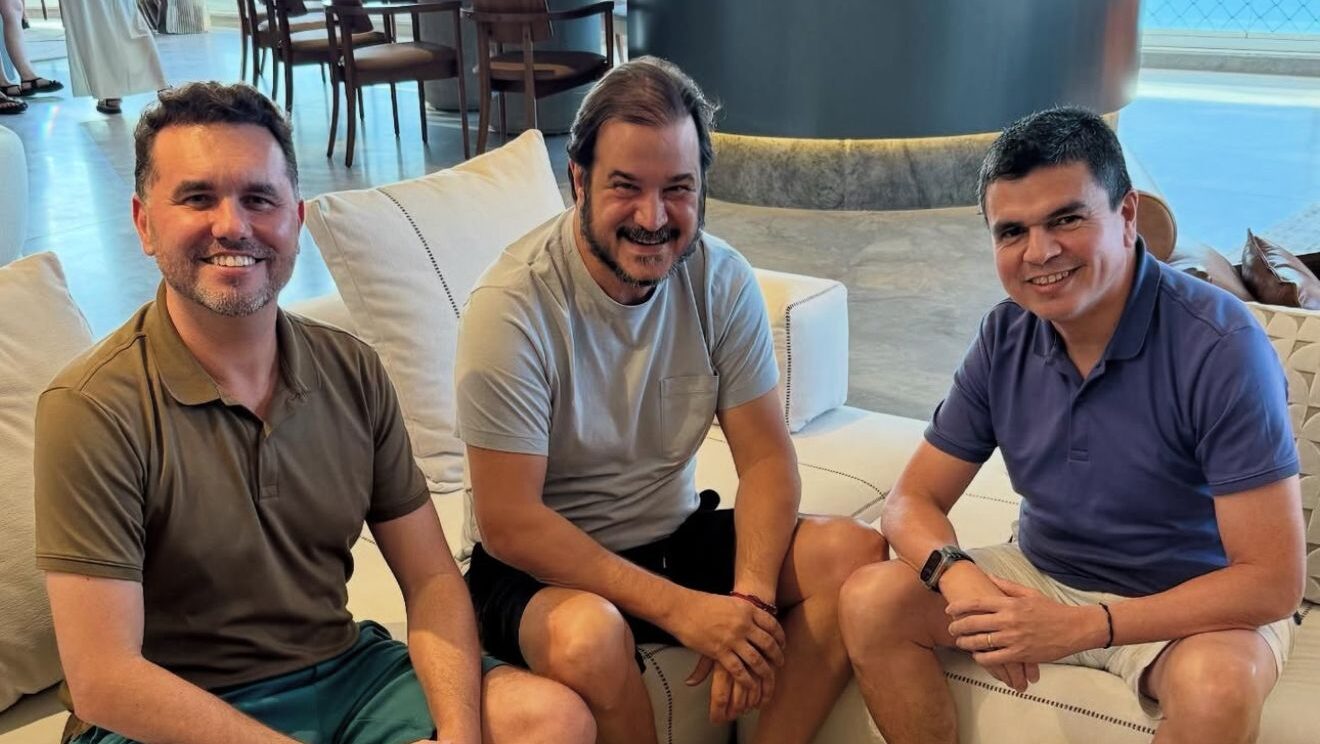 Chagas Vieira e Antônio Rueda se reúnem para discutir apoio do UPb à reeleição de Elmano
