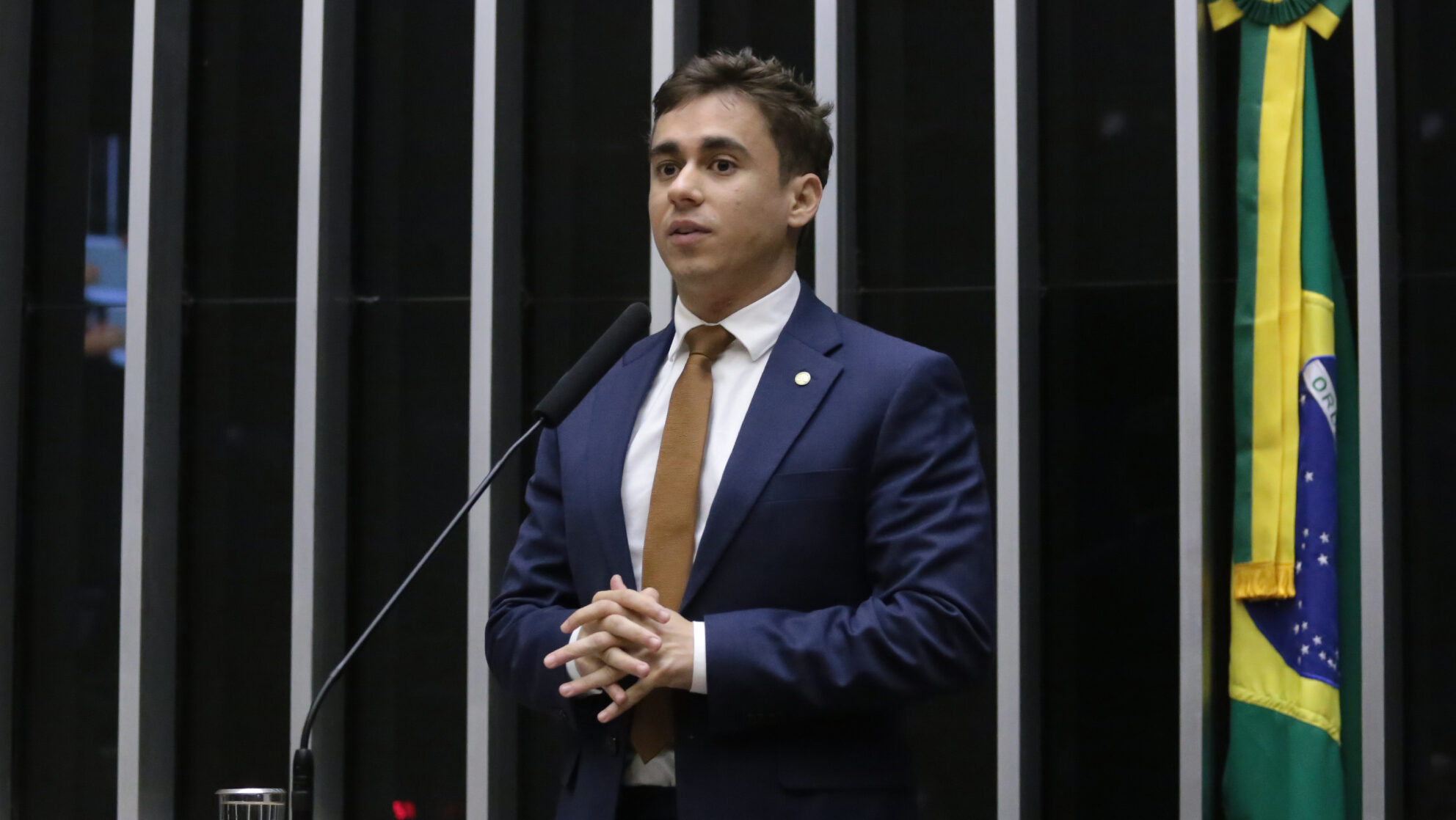 Nikolas Ferreira denuncia ameaça de ex-policial militar cearense nas redes sociais