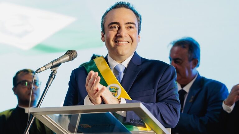 Prefeito de Massapê registra BO após receber ameaça de morte; casal é preso