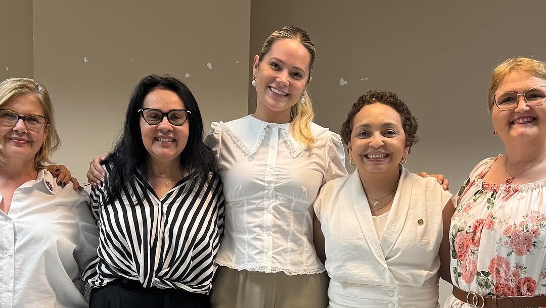 Tainah Marinho assume presidência do Fórum de Instâncias de Mulheres de Partidos Políticos
