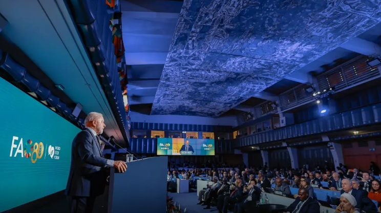 Fome é irmã da guerra e inimiga da democracia, afirmou Lula