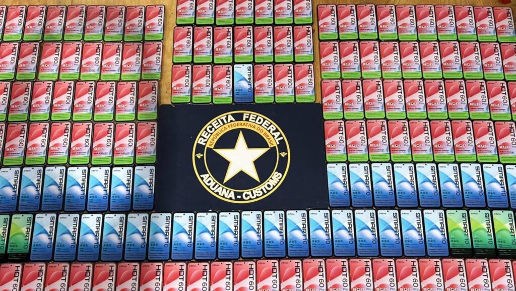 Receita federal apreende 240 smartphones avaliados em R$250 mil em Fortaleza