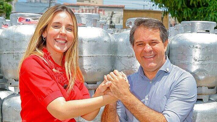 Jade Romero anuncia entrega de mais de 16 mil tíquetes do Vale Gás Social em Fortaleza