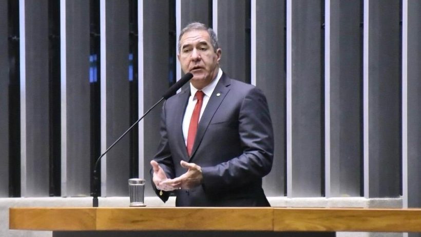 Deputado Luiz Gastão destina R$ 8,7 milhões em emendas para fortalecer o esporte no Ceará