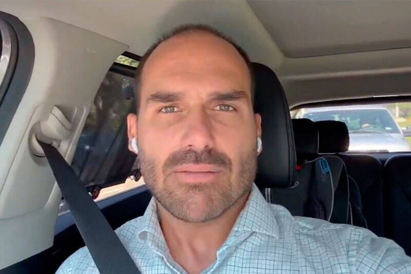 STF forma maioria para tornar Eduardo Bolsonaro réu por coação