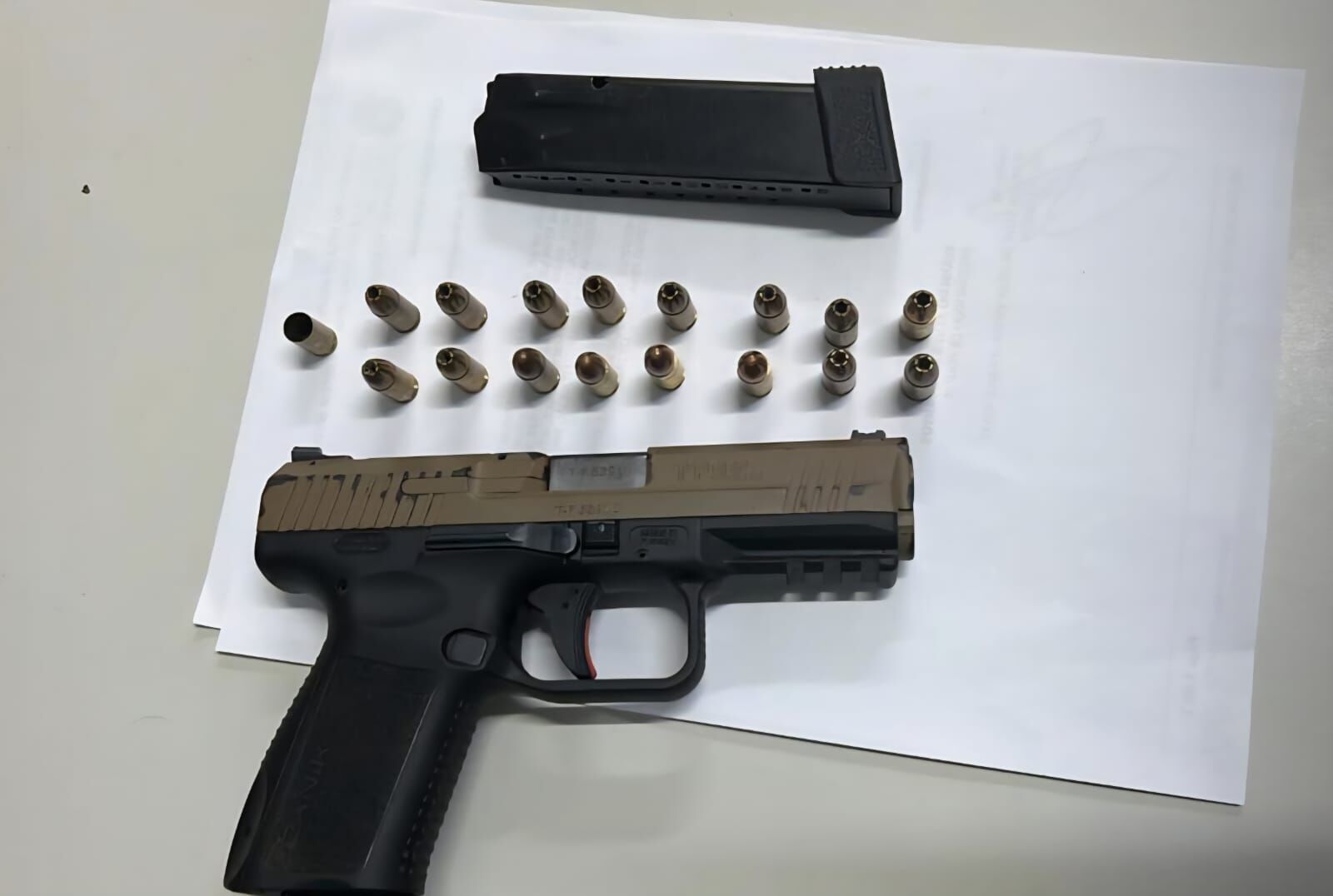 PM apreende pistola e prende homem após disparo e perseguição em Caucaia