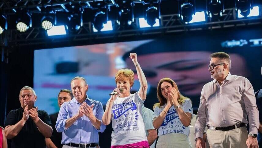 Tauá credita abono do Fundeb e antecipa série de pagamentos para servidores da Educação