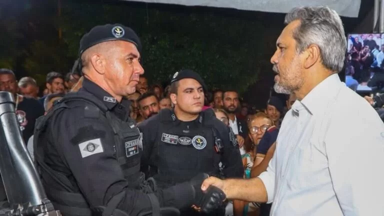 Governador Elmano ressalta operação que resultou na captura 220 suspeitos