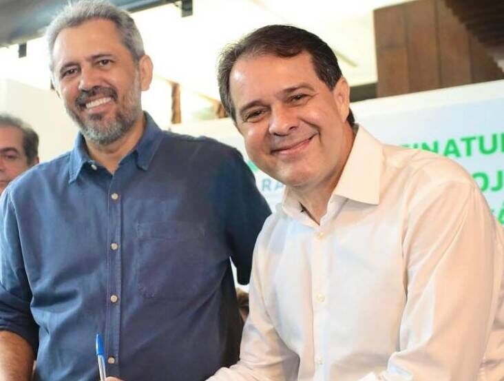 Leitão e Elmano entregam praça do viaduto da Av. Borges de Melo