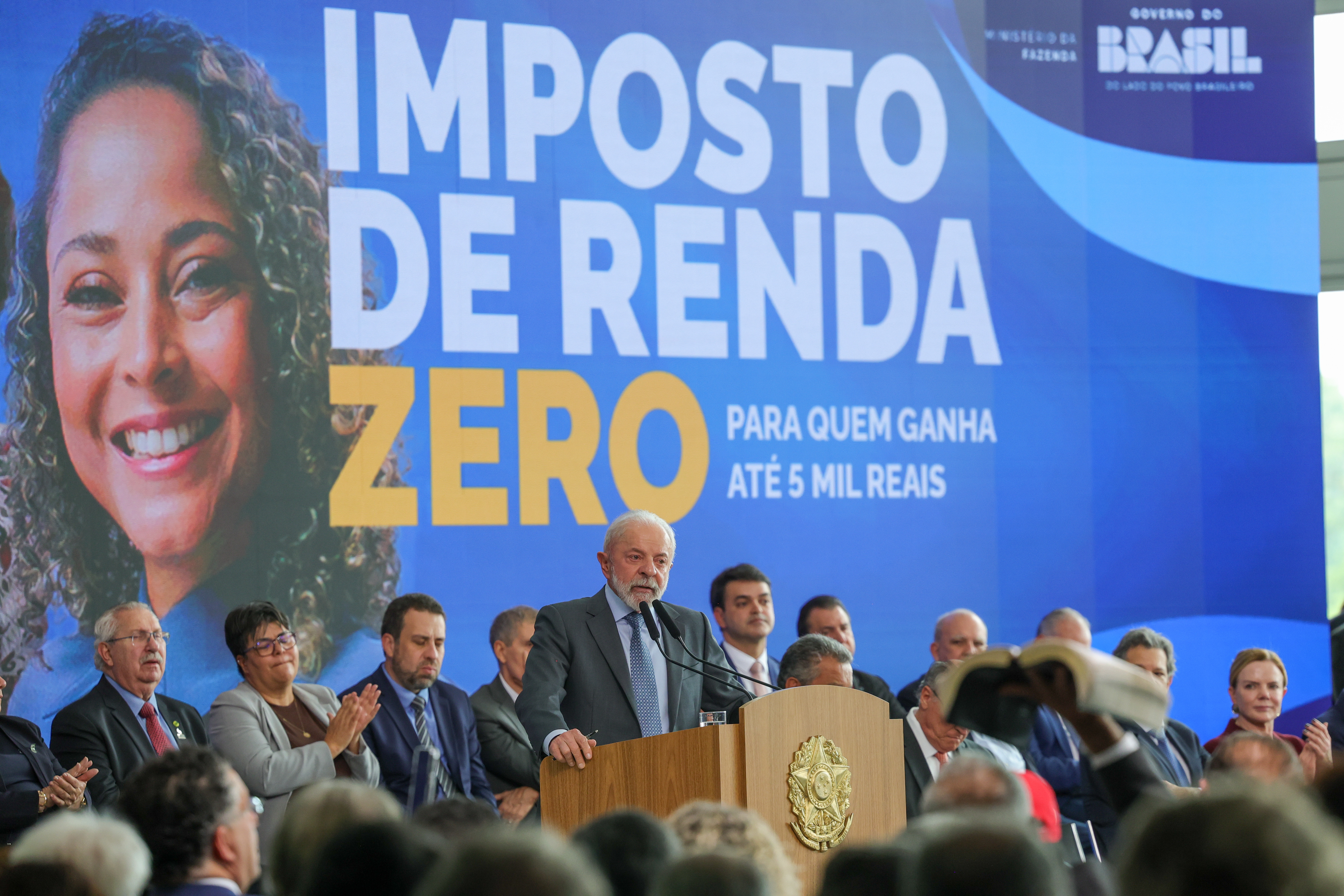 Lula sanciona isenção do IR para quem ganha até R$ 5 mil