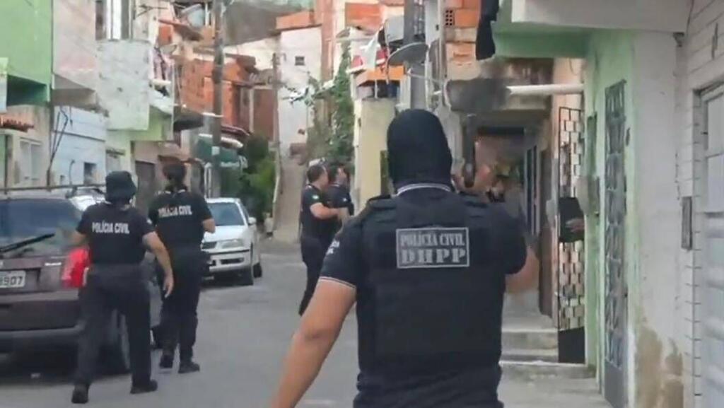 Quatro suspeitos de chacina em campo de futebol são presos em operação da PCCE