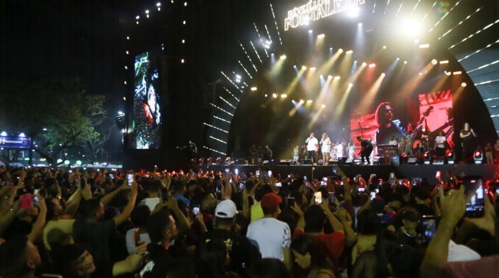 Réveillon de Fortaleza 2026 começa com festa descentralizada em três polos da cidade