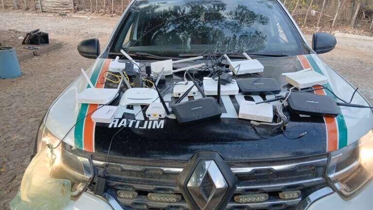 Adolescente é apreendido por envolvimento em extorsão a provedor de internet em Graça