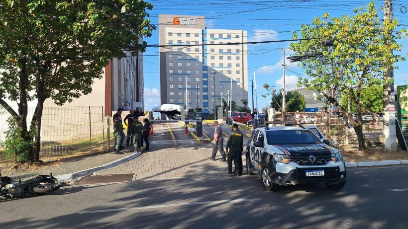 Mulher morre e homem fica gravemente ferido em ataque armado em Maracanaú