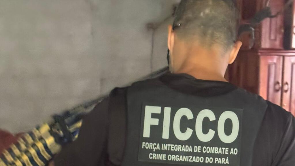 FICCO realiza operação que mira célula internacional de tráfico de drogas no Ceará