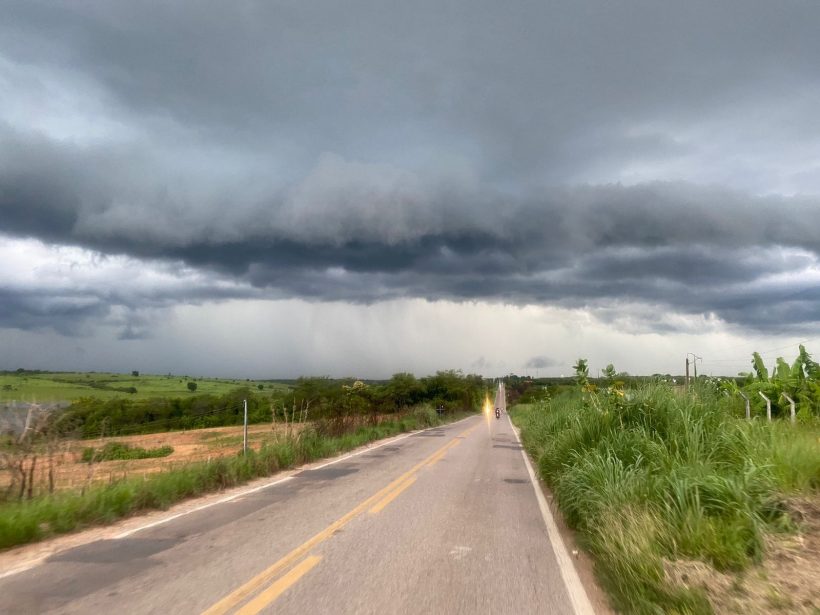 Ceará tem chuva em 55 municípios de até 88 milímetros