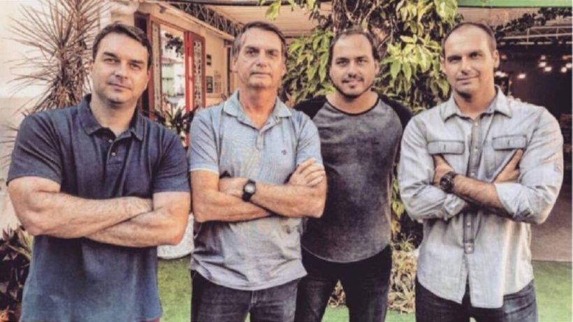 Filhos do ex-presidente Bolsonaro desautorizam Michelle após críticas a André Fernandes