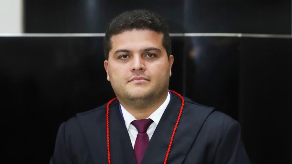 Governador Elmano nomeia Herbet Gonçalves como novo Procurador-Geral de Justiça
