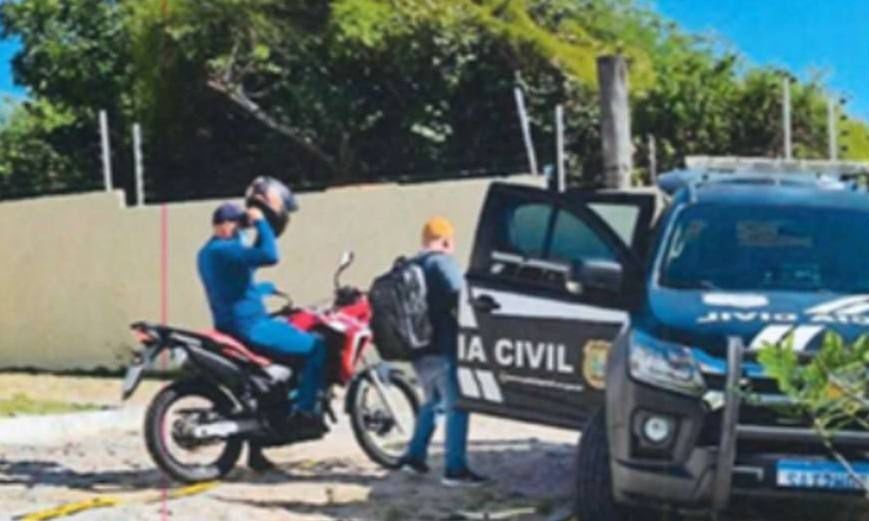 Policial é investigado por furto e abuso em invasão a casas de traficante no Porto das Dunas