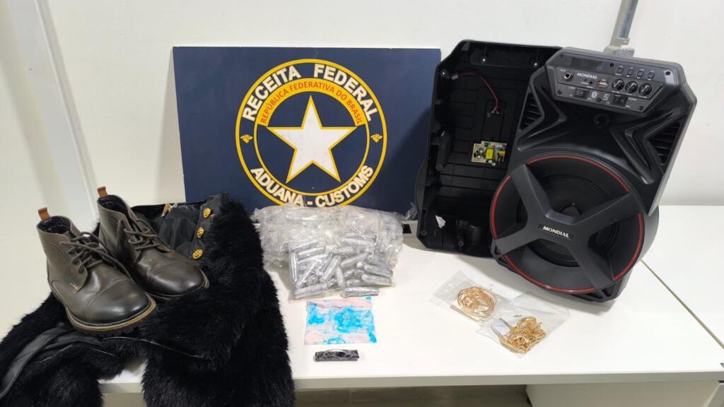 Receita Federal apreende cápsulas de cocaína embaladas para a prática body packing