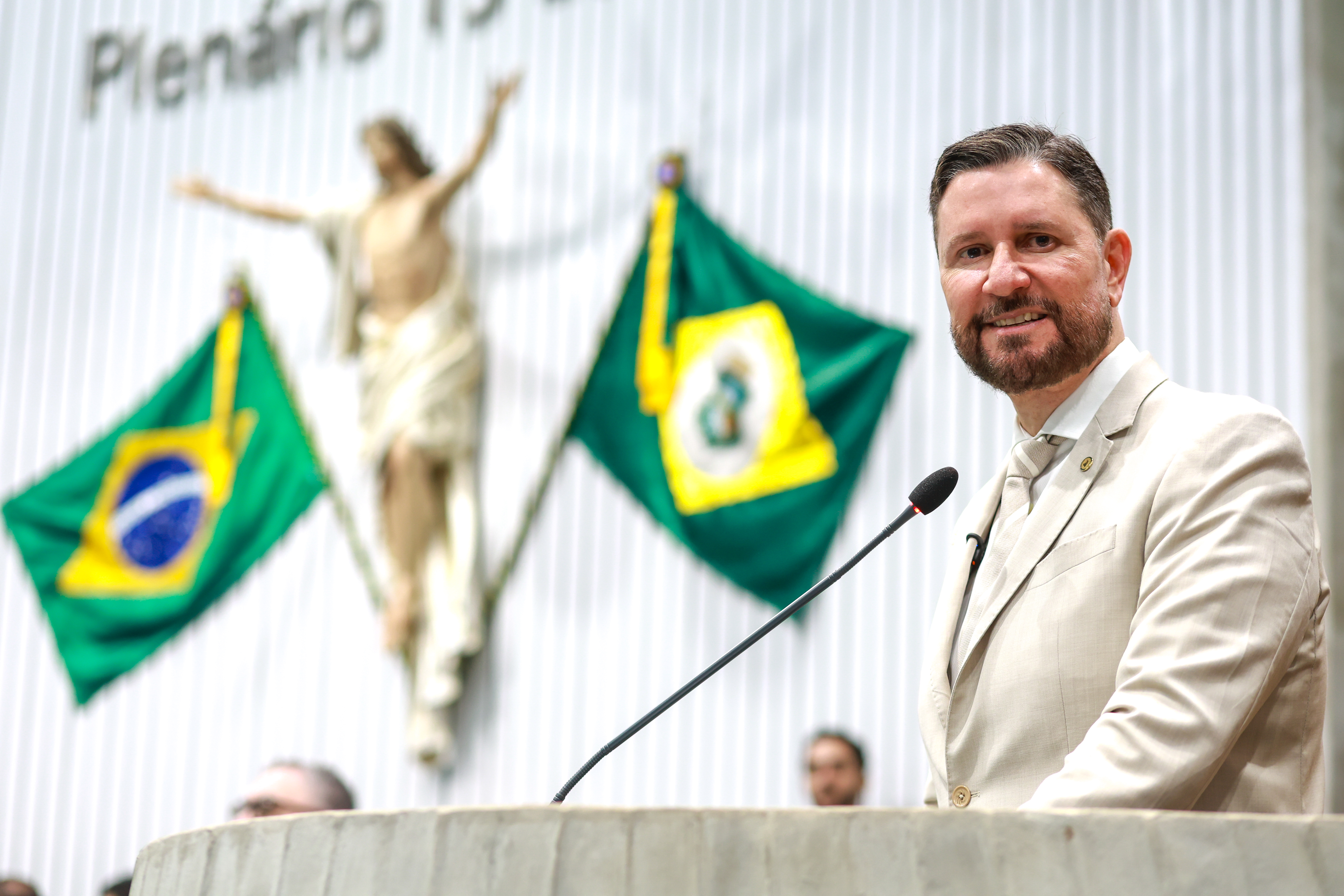 Romeu Aldigueri destaca gestão de excelência em transparência durante balanço na Alece
