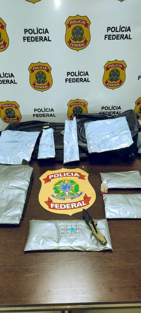 PF apreende 5,2 kg de cocaína em voo internacional com destino à França