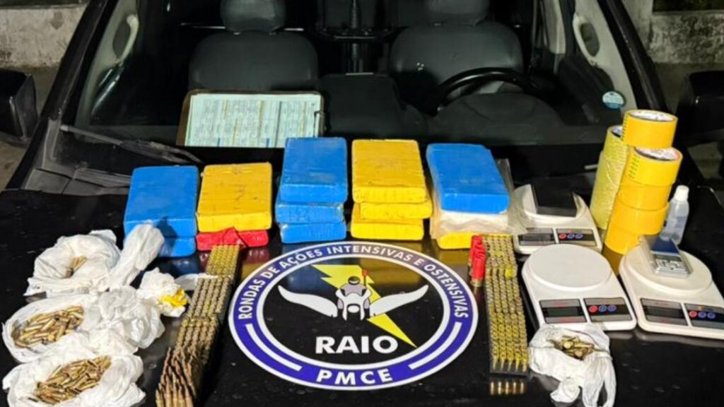 PMCE apreende 13 kg de cocaína e 500 munições em condomínio, em Fortaleza