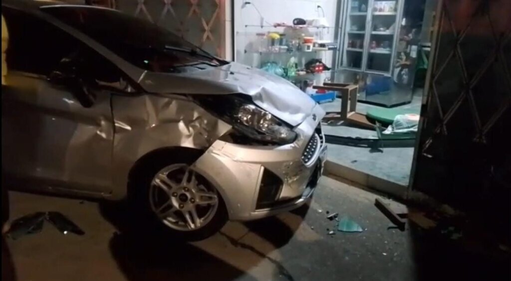 Acidente em festa infantil deixa cinco feridos, entre eles uma criança de sete anos