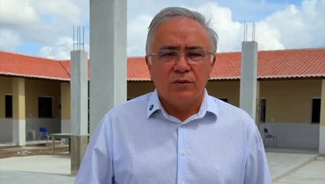 Prefeito de Cariré destaca avanço de Centro de Especialidades e anuncia nova fábrica