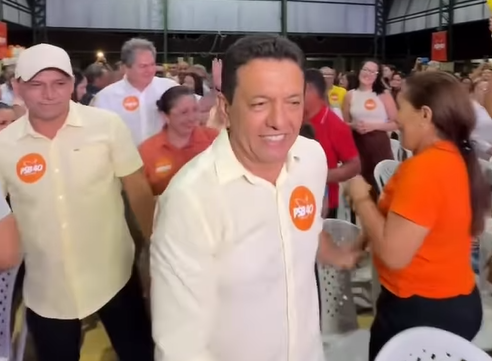 Baquit prestigia lançamento do candidato de Bebeto em Choró