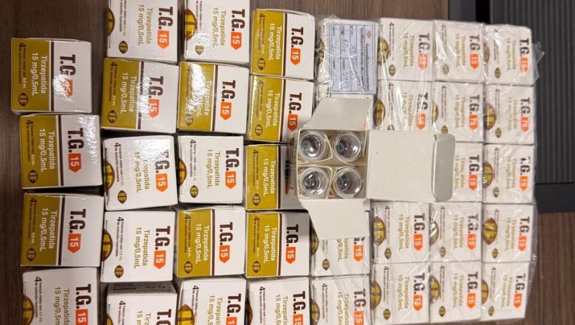 Receita Federal apreende 288 ampolas de tirzepatida em transportadora de Fortaleza