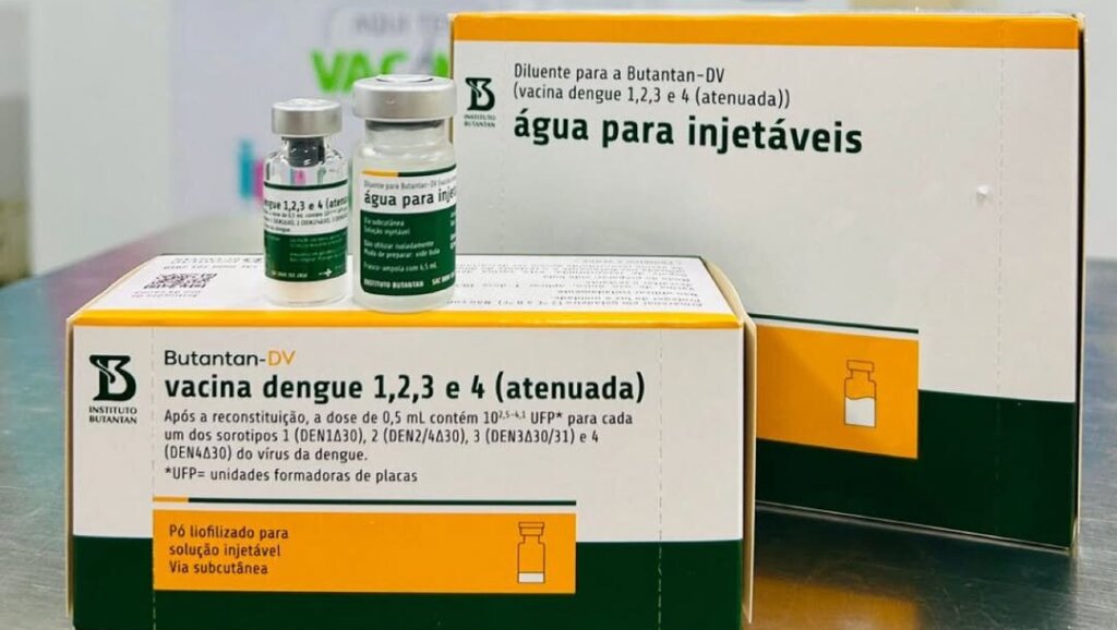 Ceará recebe primeiro lote de vacinas contra a dengue produzidas pelo Butantan