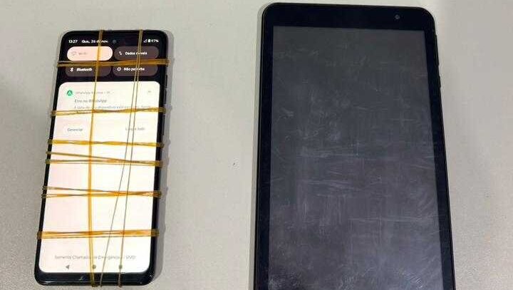 Casal é preso em Fortaleza sob posse de celulares roubados