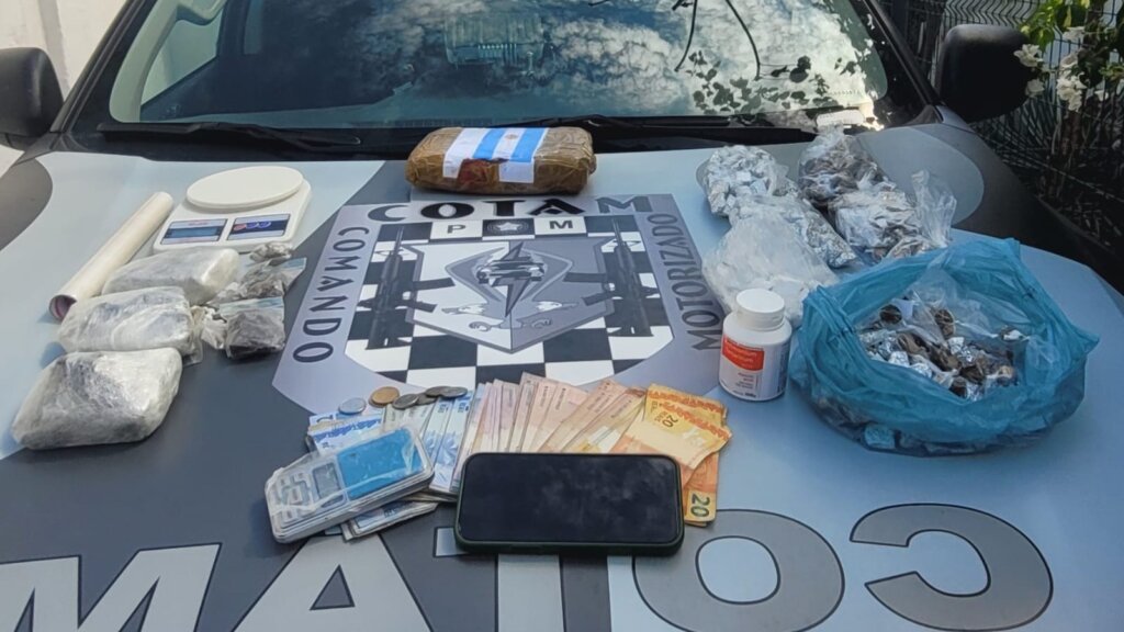Apreensão de drogas no Bela Vista leva dois suspeitos à delegacia após ação do Cotam