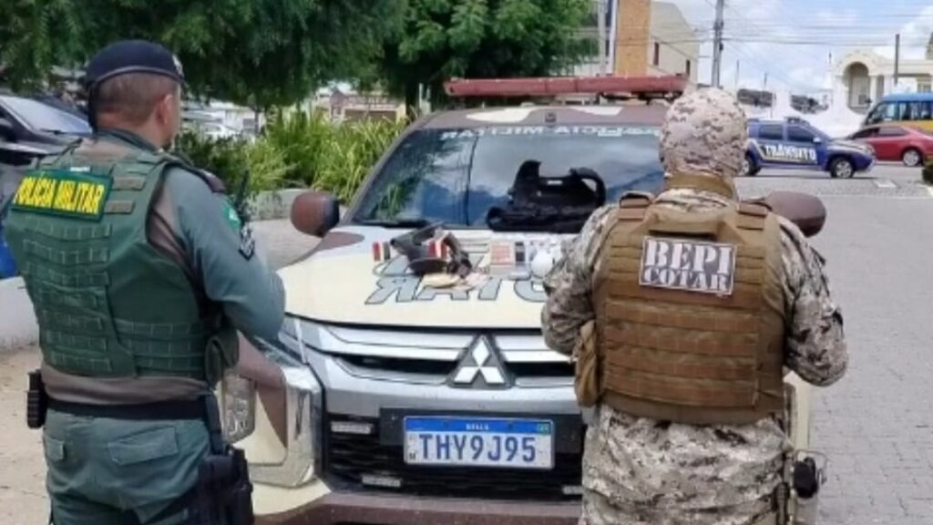 BEPI desarticula grupo criminoso e apreende armas e drogas em Solonópole