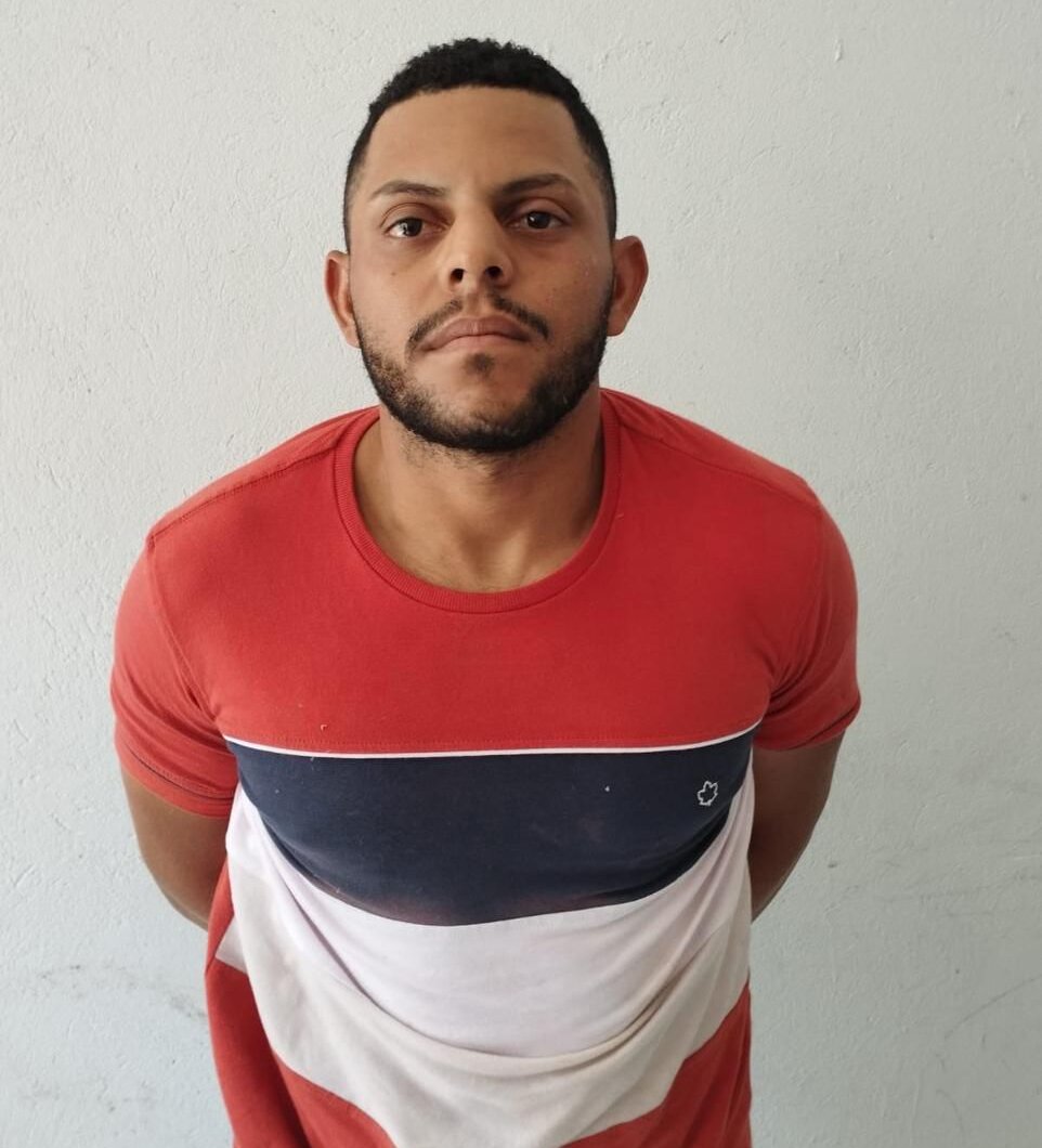 Braço direito de chefe do CV de Jaguaribara é preso em operação da PM em Fortaleza