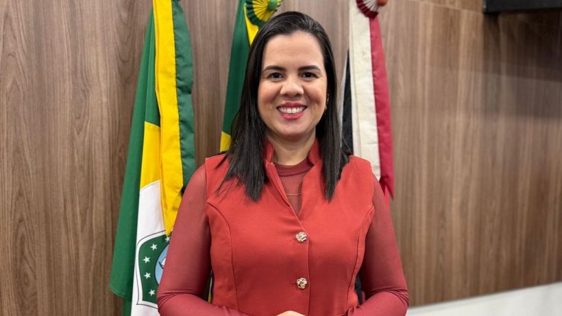 Líder de governo em Caucaia, Nayana Gondim defende união entre os Poderes
