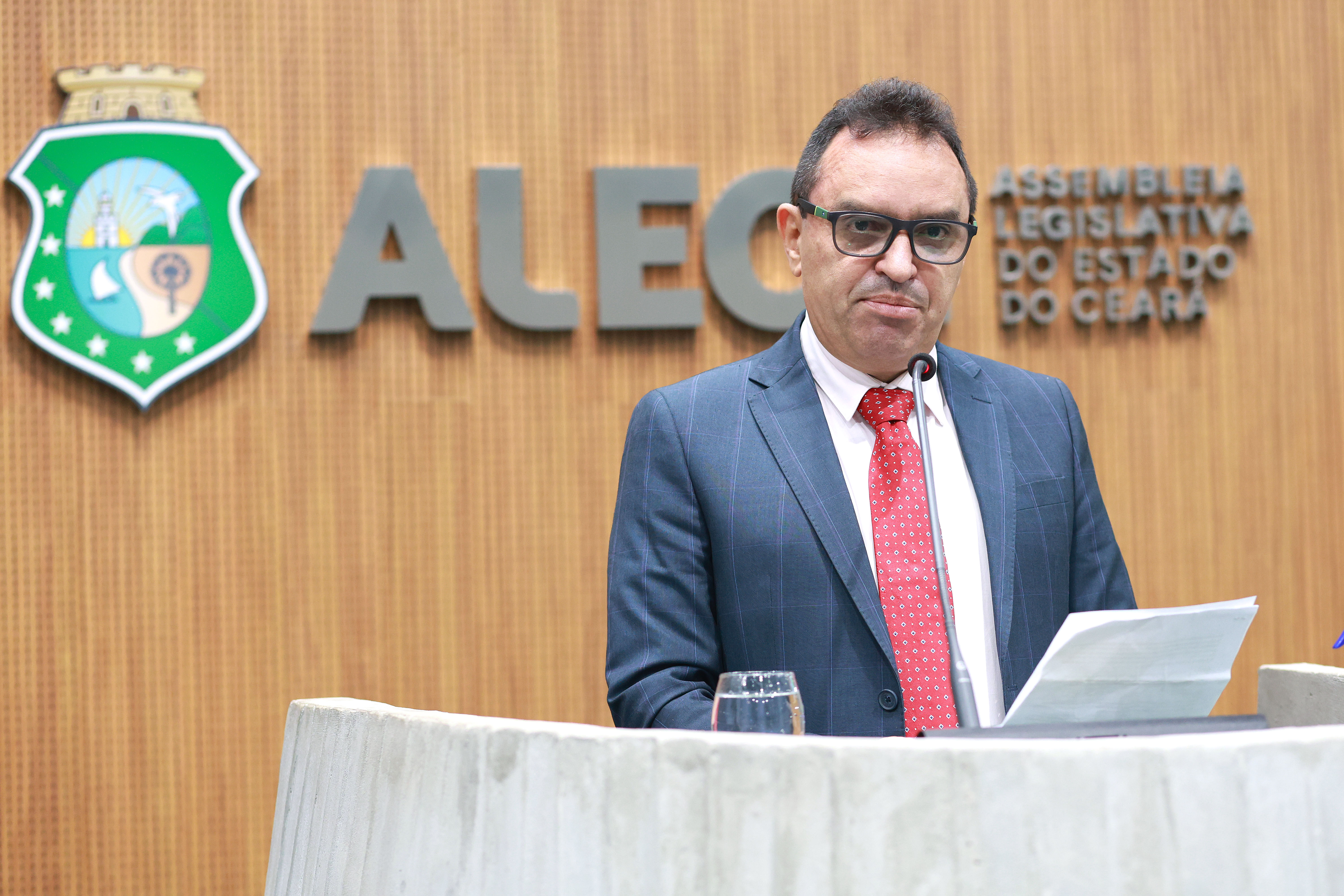 Deputado cearense do PT é detido por suspeita de importunação sexual