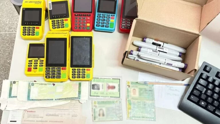 Homem é preso com canetas emagrecedoras e documentos falsos no Vicente Pinzón