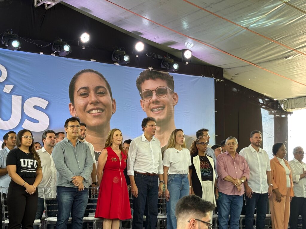 Camilo Santana inaugura novas estruturas na UFC de Crateús